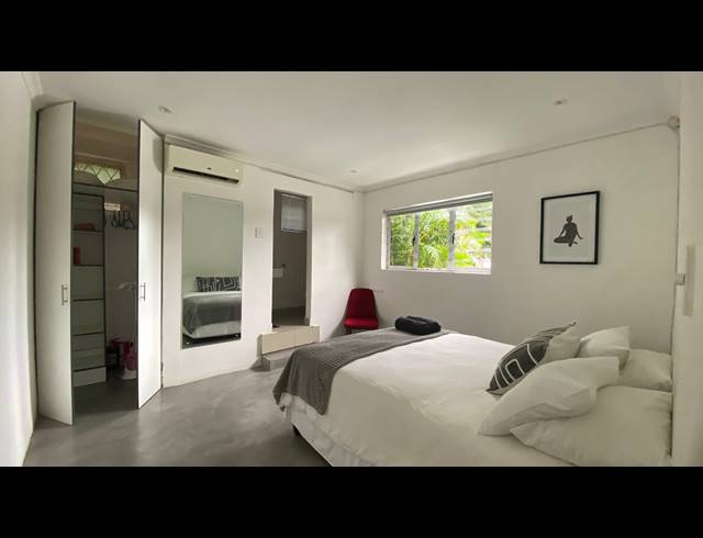 4 BEDROOM FREEHOLD FOR SALE IN GLENWOOD